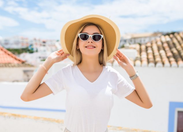 Más allá del protector solar: cuida tu piel del sol